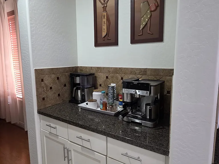 5204 W Pedro Ln — Photo 8
