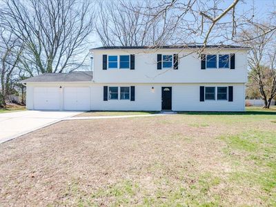 6 Valiant Court, Mount Sinai, NY, 11766