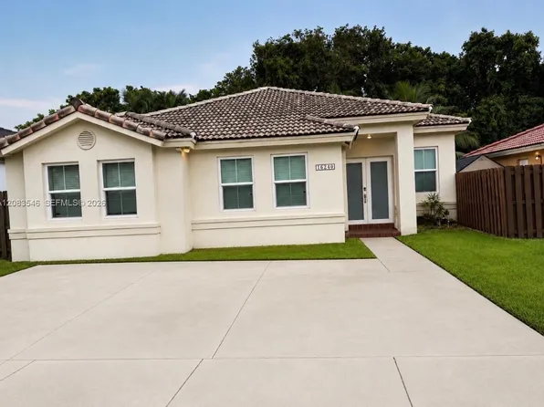 16240 SW 83rd Ln, Miami, FL 33193