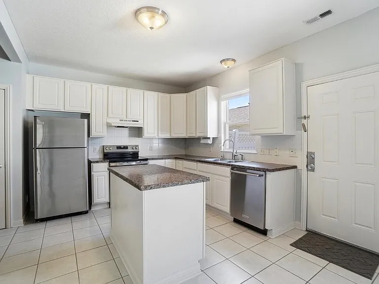 4641 Grand Strand Dr — Photo 11