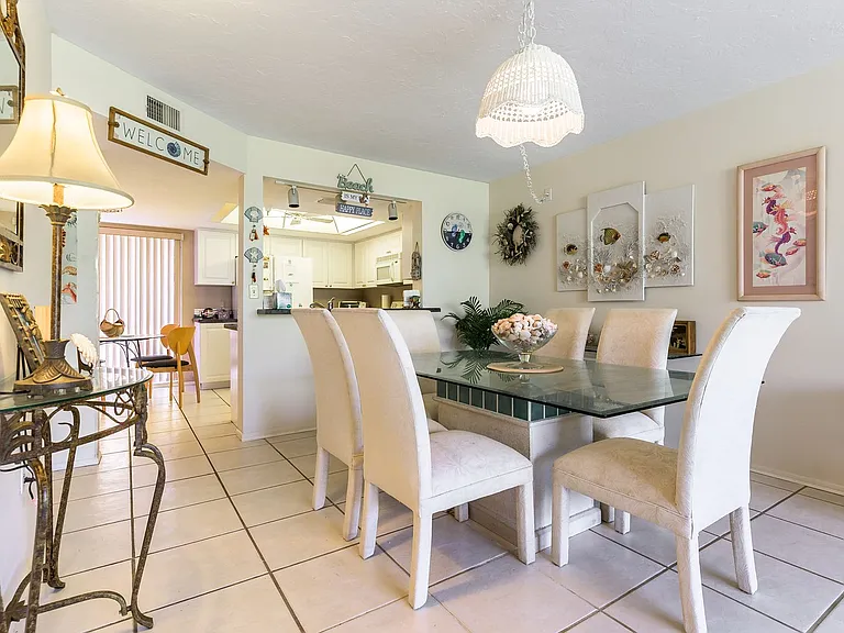 5135 Gulf Of Mexico Dr #103 — Photo 4