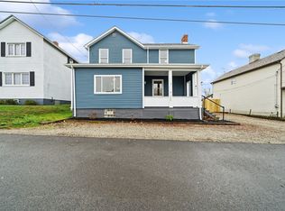 1132 3rd St, Fayette City, PA