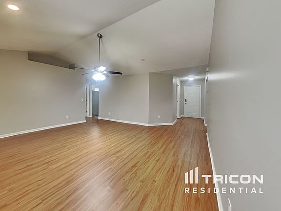 3rd image of 1802 Bellwick Dr