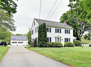 21 Chestnut Hill Rd, Glocester, RI 02814