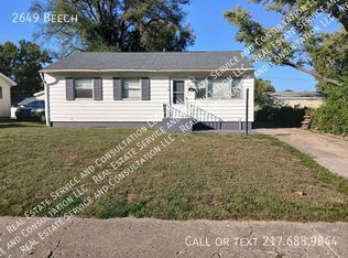 2649 Beech Ave, Springfield, IL 62703
