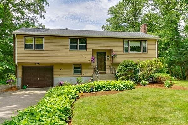 1st image of 127 Wolomolopoag St