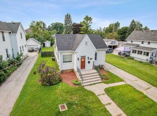 716 N 5th St, Manitowoc, WI 54220