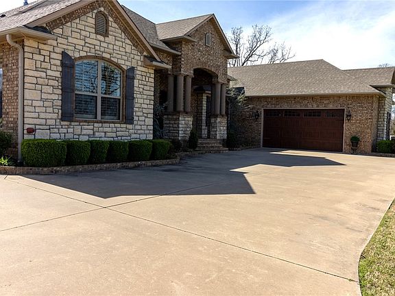 3rd image of 1237 Waterfront Rd