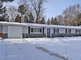 10066 Darrow Rd, Twinsburg, OH 44087