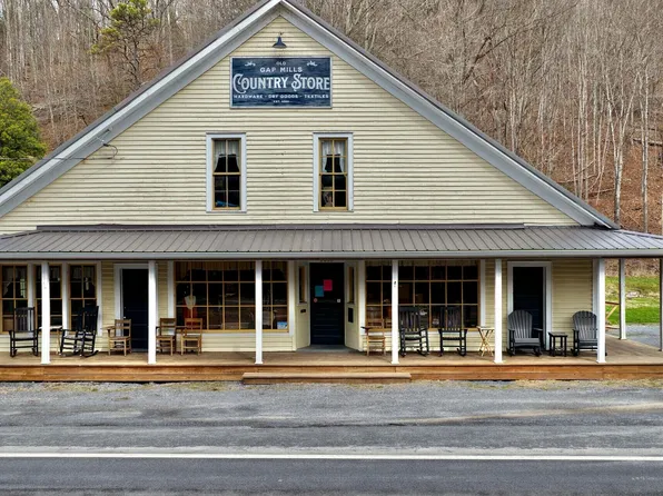 8869 Sweet Springs Valley Rd, Gap Mills, WV 24941