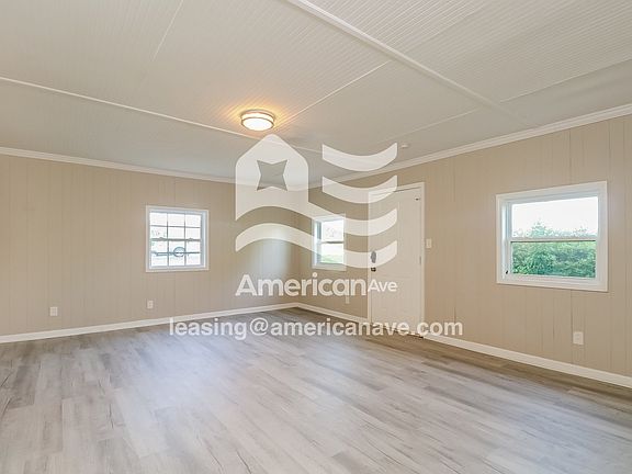 30678_004_living_room_13721587.jpg