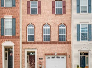 145 Abino Hills Way W, Martinsburg, WV 25403