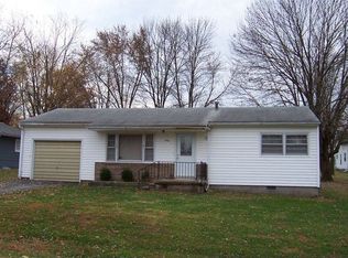 604 E State St, Vandalia, MO 63382