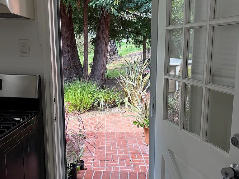 346 Corte Madera Ave #4 — Photo 2