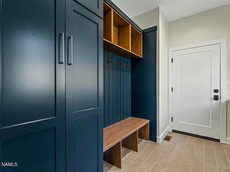 803 W Aspen Ave — Photo 13