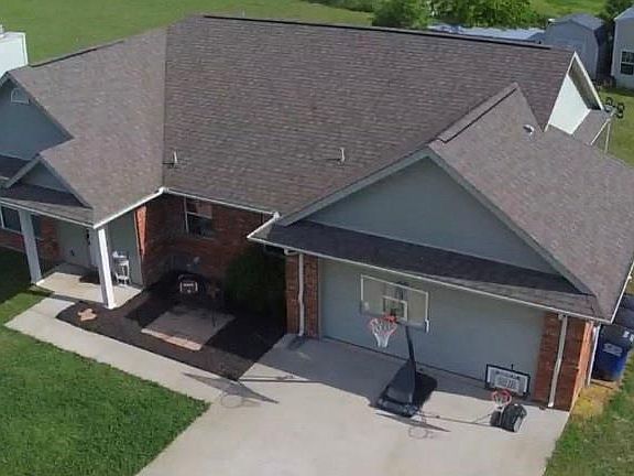 3rd image of 2031 Florence Dr
