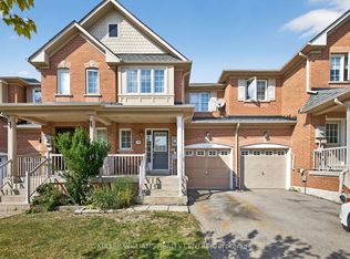 70 Burgess Cres, Newmarket, ON L3X 2T7