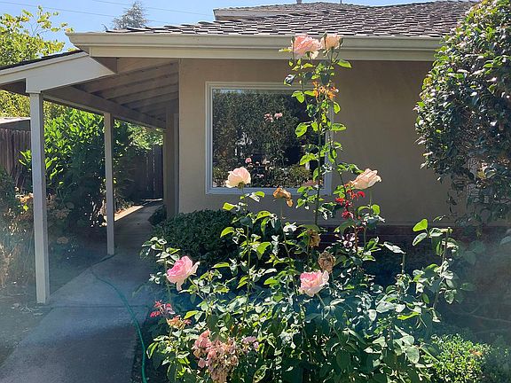3rd image of 549 Hilbar Ln