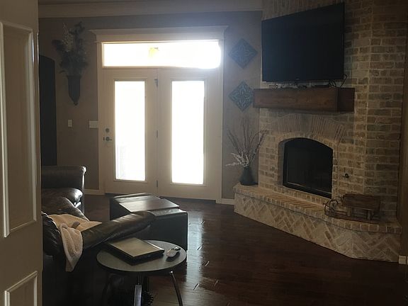3rd image of 8733 Lupine Dr