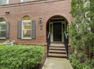 931 Perimeter Walk, Dunwoody, GA 30338