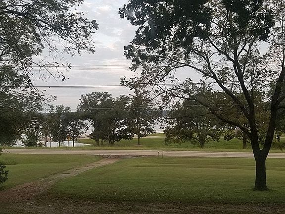 5th image of 1049 Highway 82 S