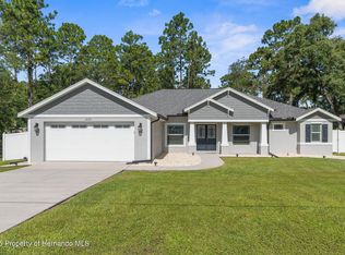 12333 Harris Hawk Rd, Weeki Wachee, FL 34614