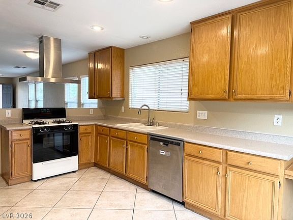5th image of 11260 Sandrone Ave