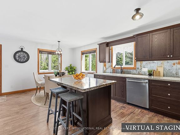 5th image of 3184 Ravenscliffe Rd