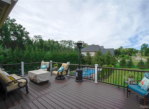 5th image of 3315 Timberlake Dr