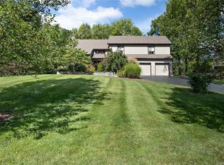 8 Flower Rd, Hopewell Junction, NY 12533