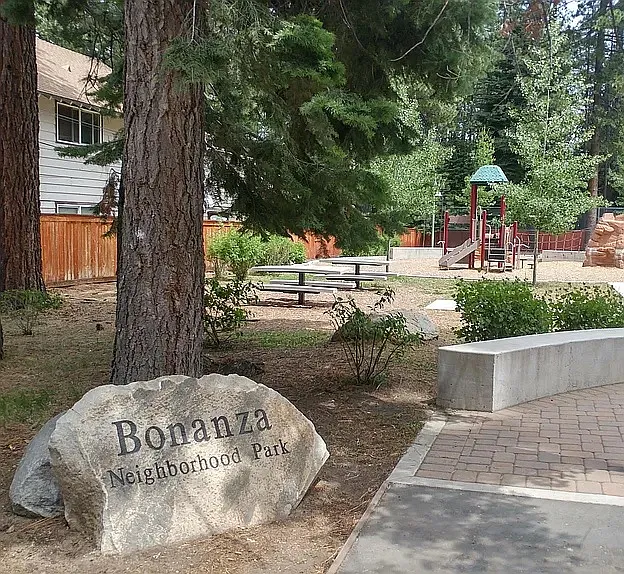2 bed, 1000 sqft, $1,300 — Photo 3