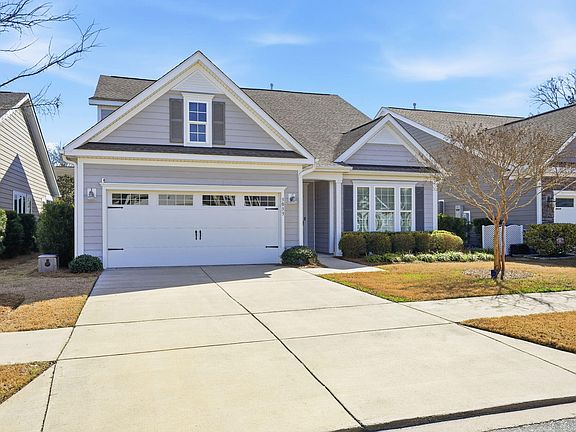 2nd image of 3033 Aura Ln