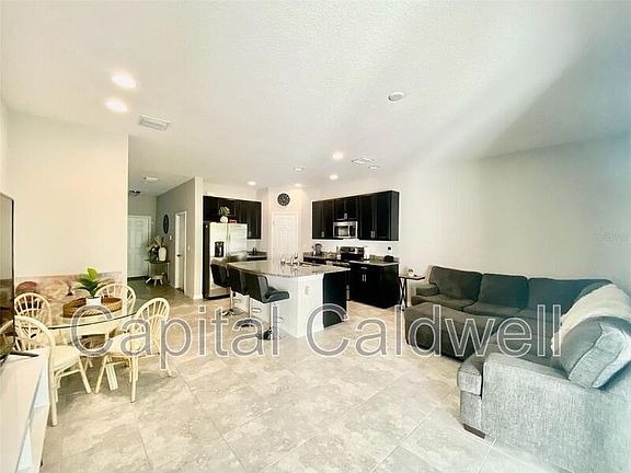 2nd image of 7232 Grand Elm Dr