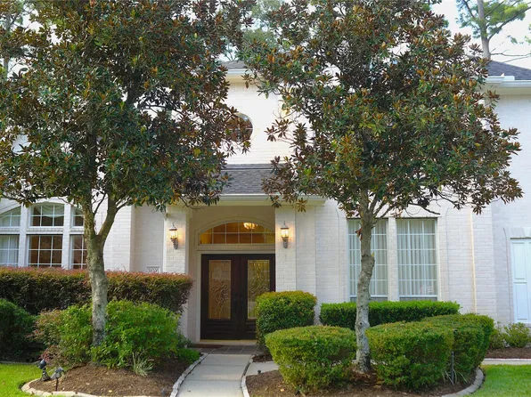 14206 Spring Pines Dr, Tomball, TX 77375