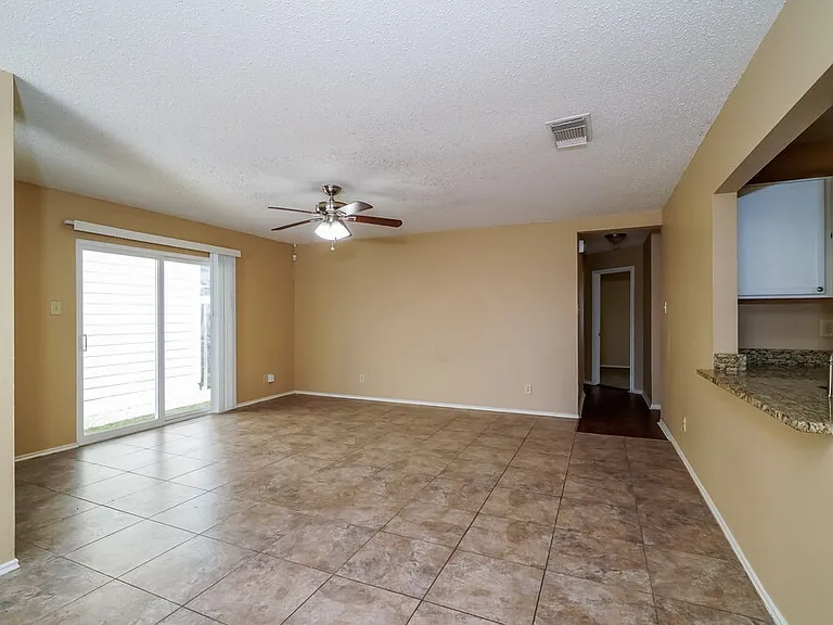 6942 Saharastone Dr — Photo 6