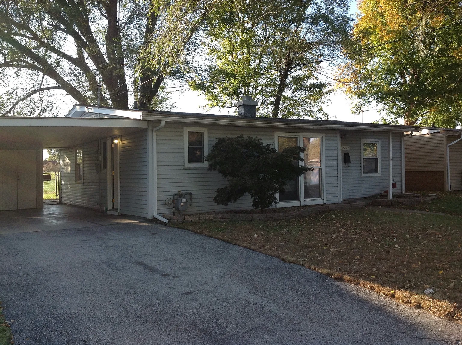 2737 Dale Ave photo 1