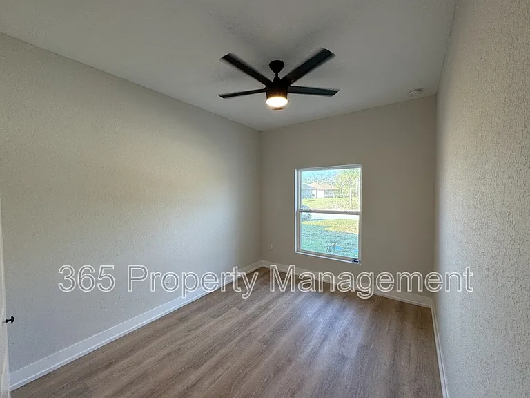 2020 Dorion St — Photo 12
