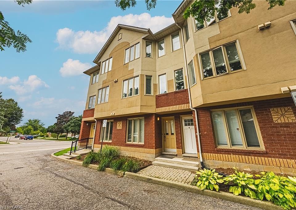 1st image of 266 Limeridge Rd E #3