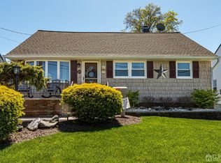 205 Julius St, Iselin, NJ 08830