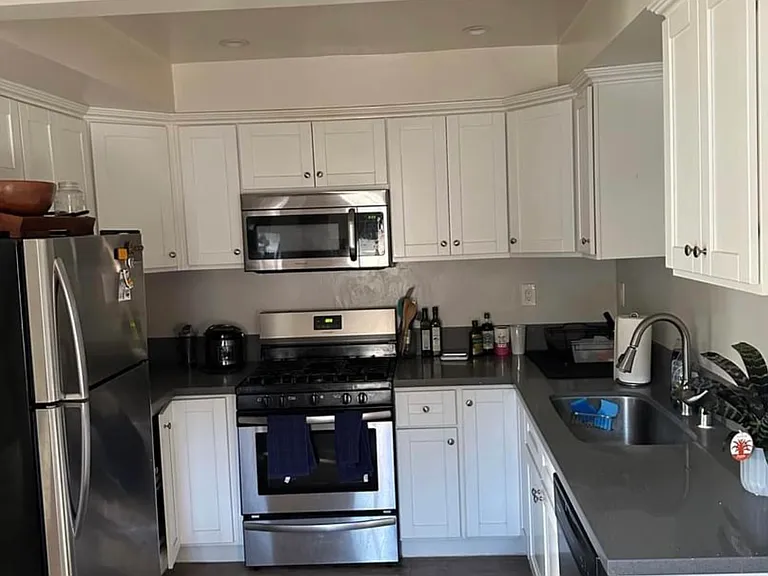 5706 Kester Ave #6 — Photo 9