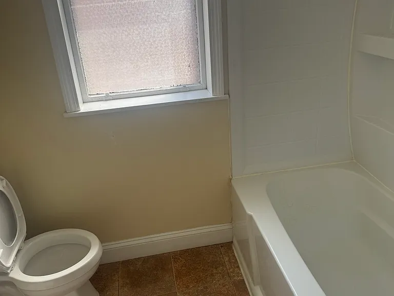 804 Farmington Ave #10N-3S — Photo 5