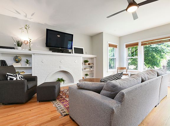 4th image of 4118 N Kilbourn Ave