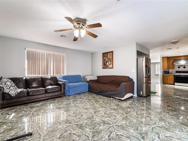 724 N Fogg St — Photo 21