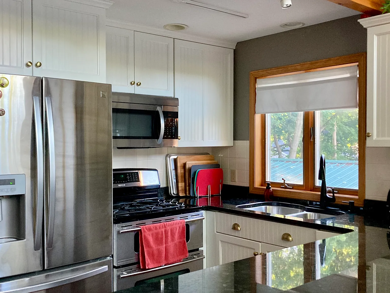 3 bed, 2321 sqft, $5,200 — Photo 2