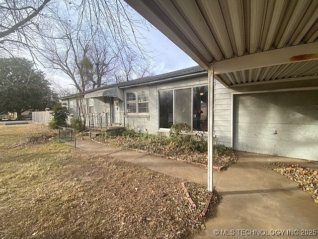 1st image of 748 S 87th East Ave