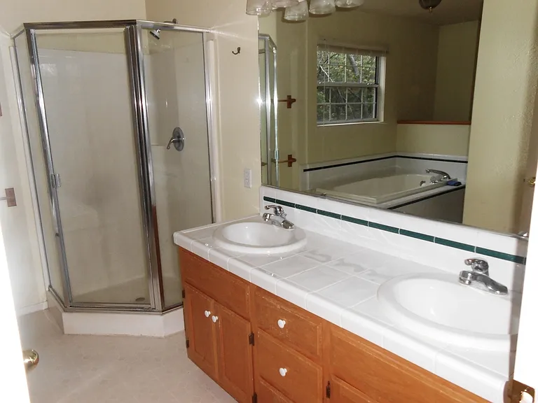 4896 Chateau Way — Photo 14