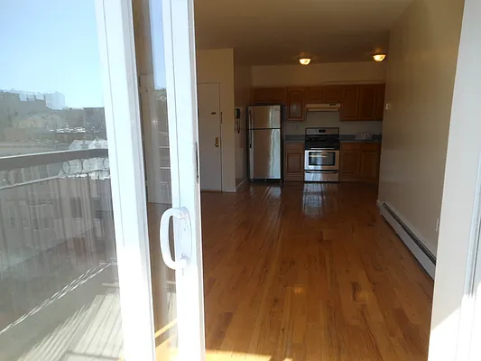 Rented by Urban Realty NYC | media 70