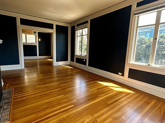 5th image of 10 10th Ave APT 3