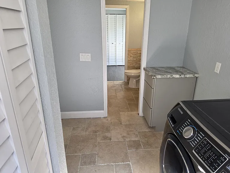 16215 SE Hawthorne Rd — Photo 34