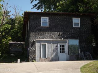 918 Cumberland Ave, Middlesboro, KY 40965